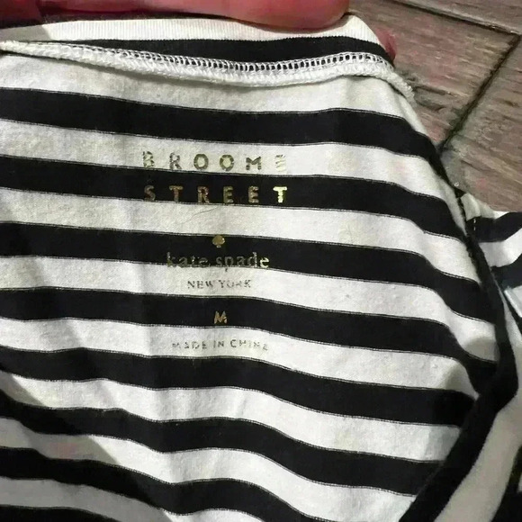 Kate Spade peplum Tshirt M - Picture 3 of 3